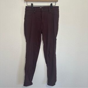 YMI Burgundy Skinny Pants Size Medium